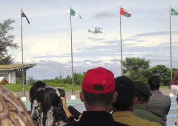 U.S. Marine MV-22B Osprey displays capabilities at BRIDEX13 in Brunei