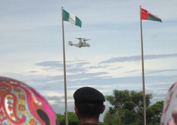 U.S. Marine MV-22B Osprey displays capabilities at BRIDEX13 in Brunei