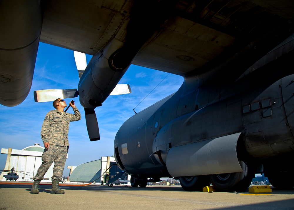 Engine troop: Tech. Sgt. Dominguez