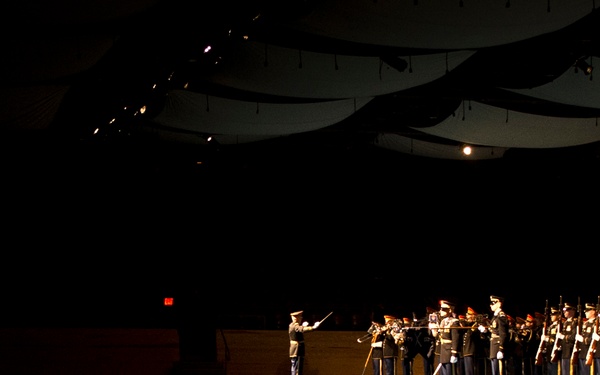 Indian army chief of staff visits with Gen. Ray Odierno