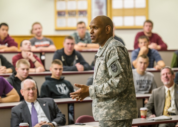 Fort Leonard Wood commander visits Missouri State University