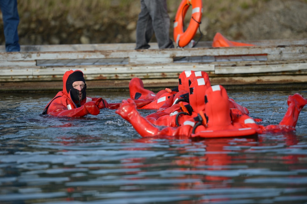 Coast Guard provides commercial fishing safety training in Garibaldi, Ore.