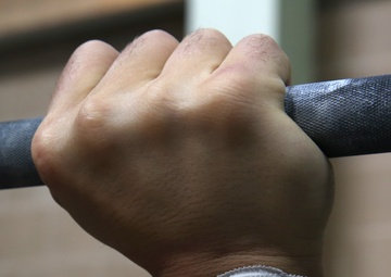 CrossFit Marine ‘throws down’ while training for a SoCal CrossFit competition