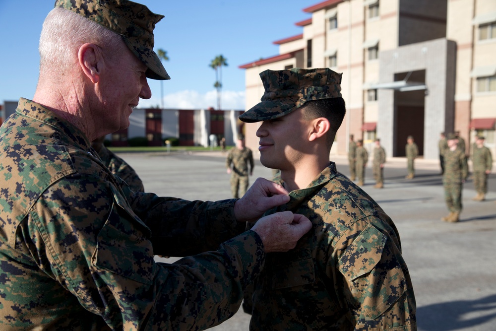 MEU Hosts Award Ceremony