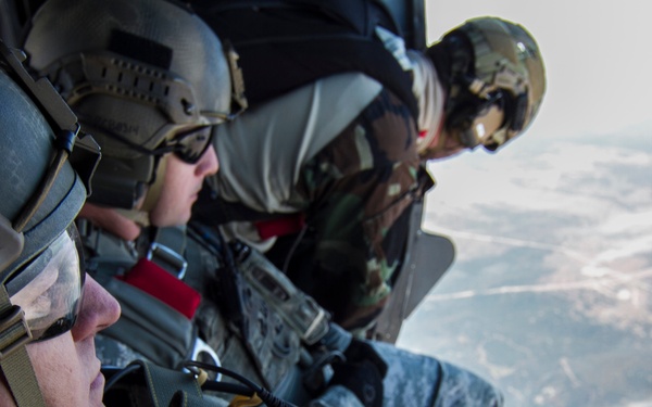 Paratroopers jump in the new RA-1 rig