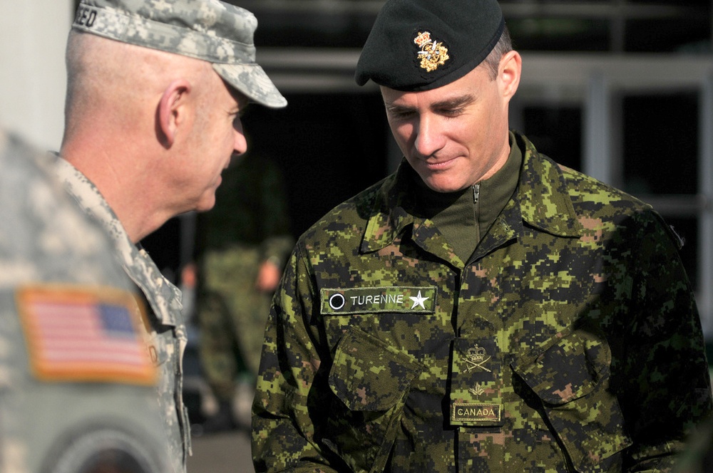 Canadian general builds alliances