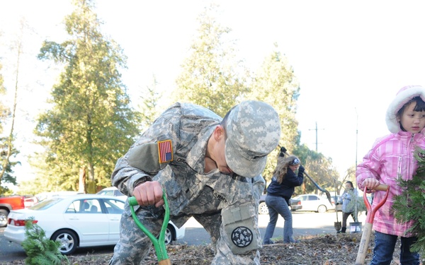 Soldiers, local community join forces for armory beautification project