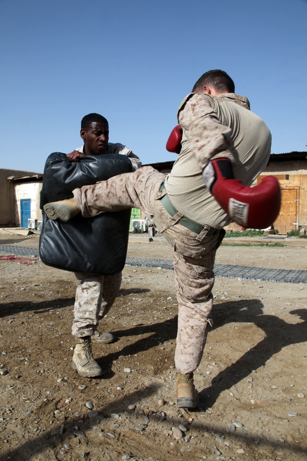 3/7 Weapons Company MCMAP Training