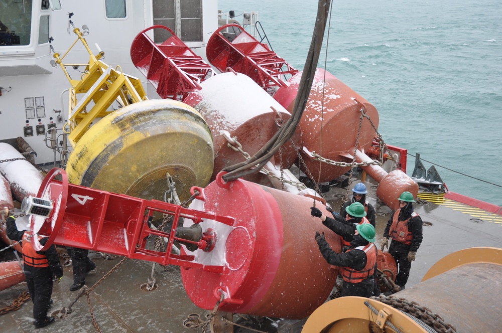 Coast Guard Cutter Mackinaw works buoys in Lake Michigan