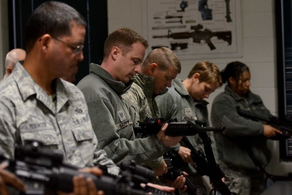 M4 carbine rifle training