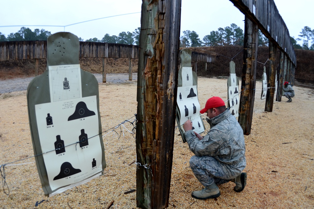 M4 carbine rifle range qualification