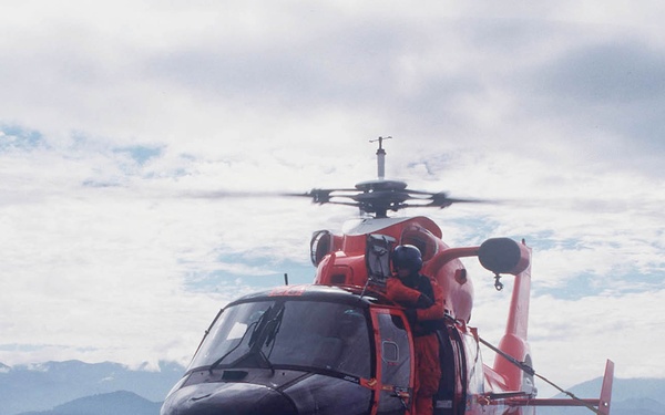 HH-6 5A HELICOPTER