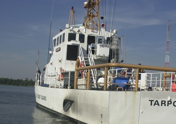 COAST GUARD CUTTER YELLOWFIN (WPB 87319)