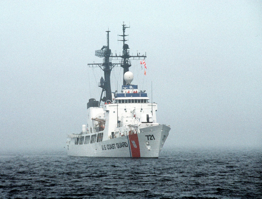 COAST GUARD CUTTER GALLATIN (WHEC 721)