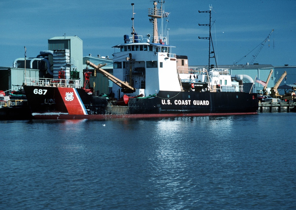 COAST GUARD CUTTER RED BIRCH 687