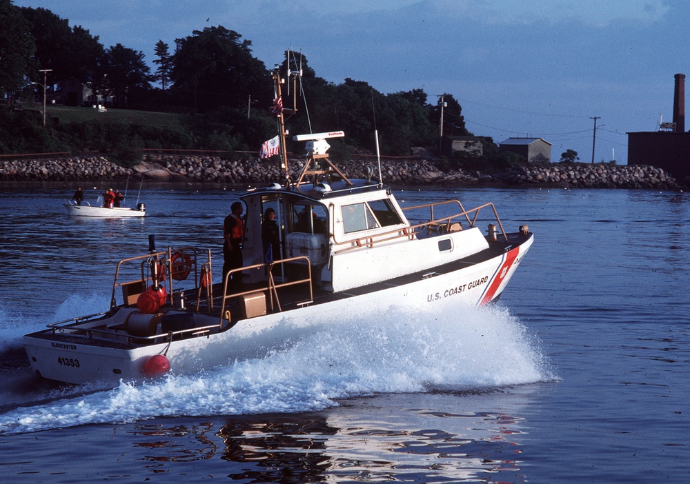 41-foot utility boat