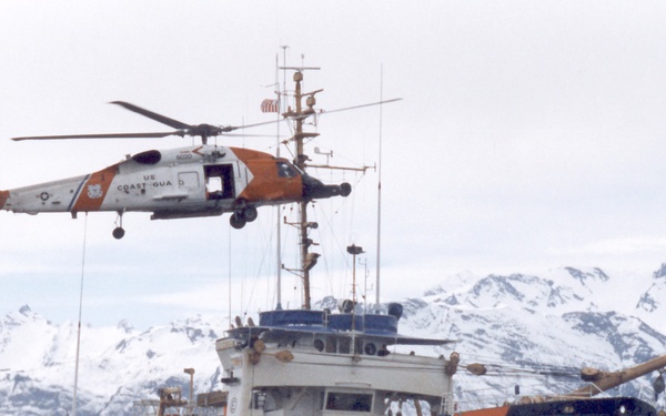 CGC IRONWOOD (WLB 297) AND HH60J