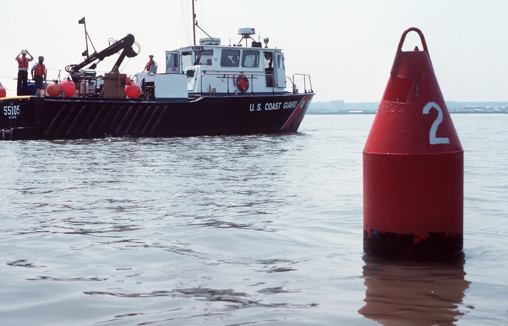 COAST GUARD CUTTER SLEDGE (WLB 402)