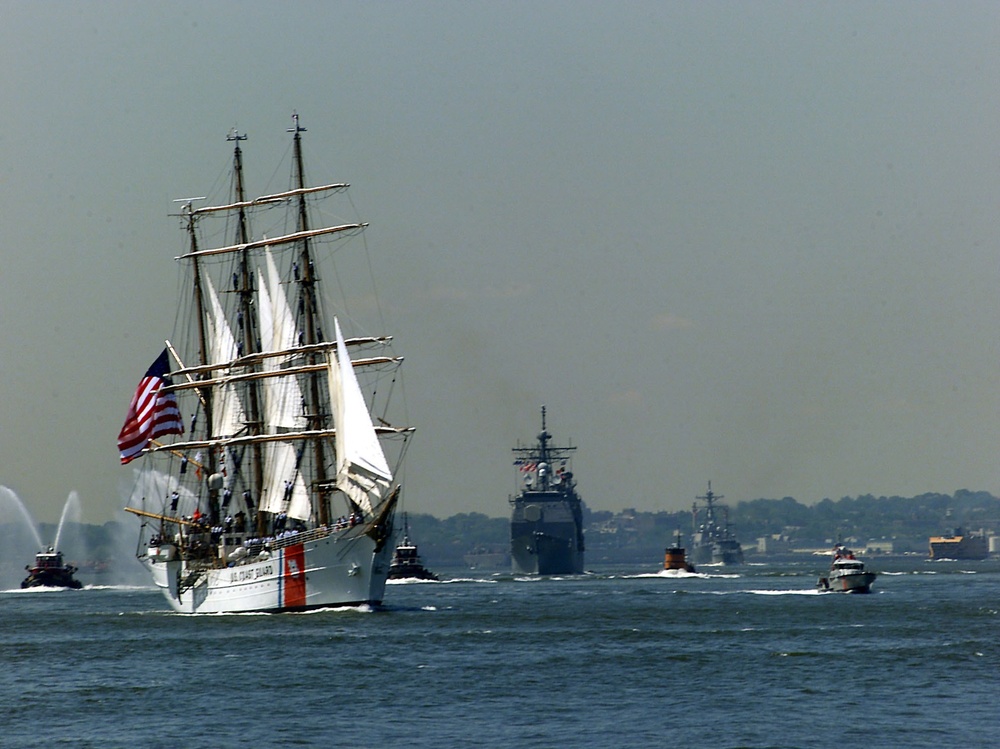 FLEET WEEK 2002