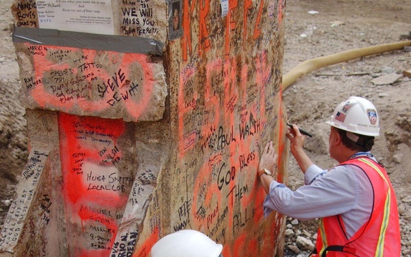 BEAM SIGNING AT WTC