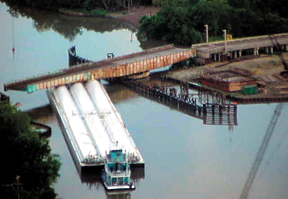 BARGE MR. BARRY ALLISION