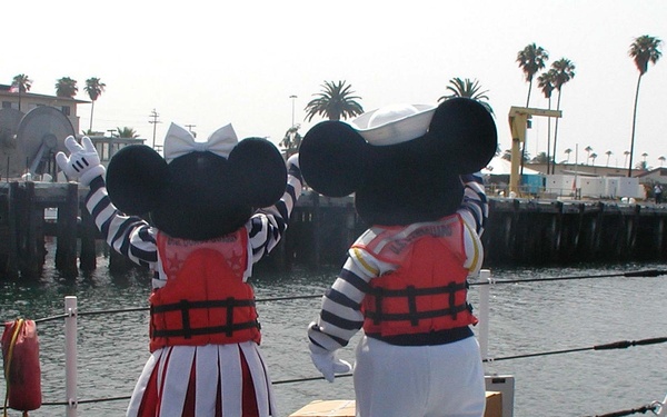 MICKEY &amp; MINNIE MOUSE ON BOARD CGC BLACKTIP