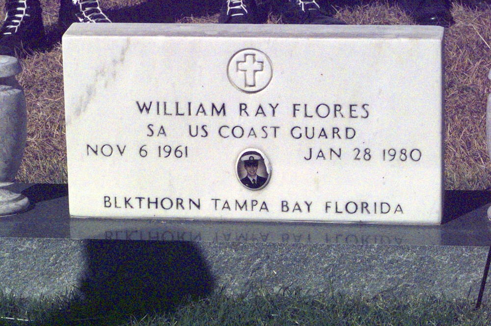 SA WILLIAM FLORES GRAVE