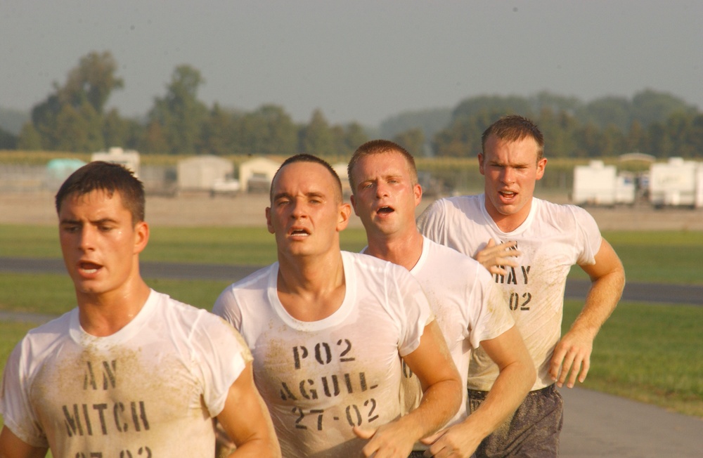 AVIATION SURVIVAL TECHNICIAN