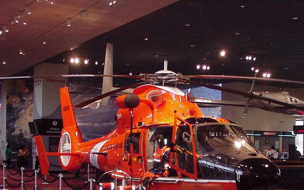 HH-65 DOLPHIN ON DISPLAY
