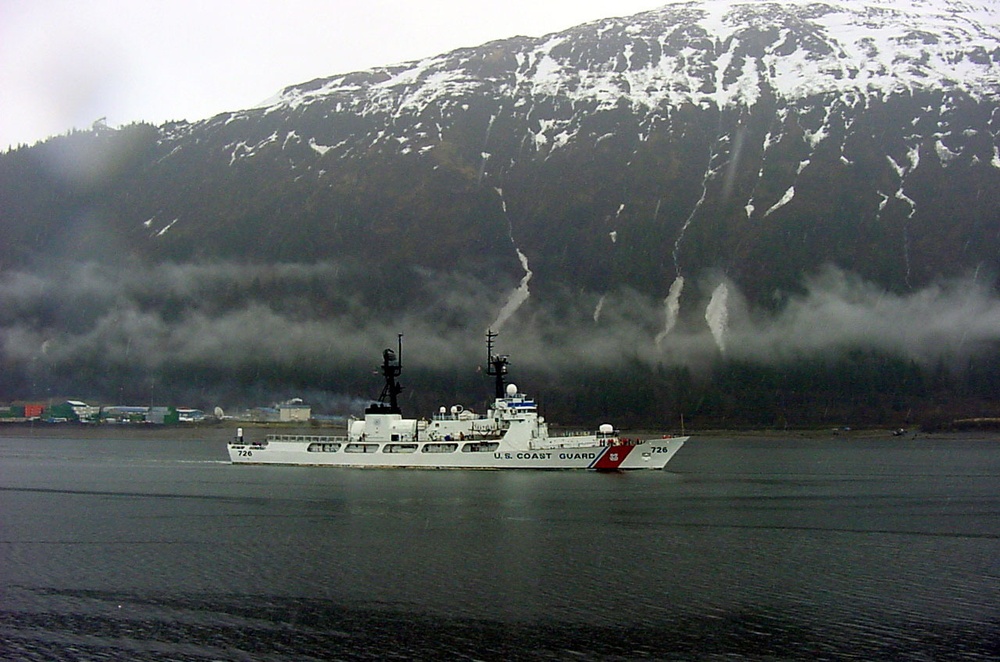 COAST GUARD CUTTER MIDGETT (WHEC 726)