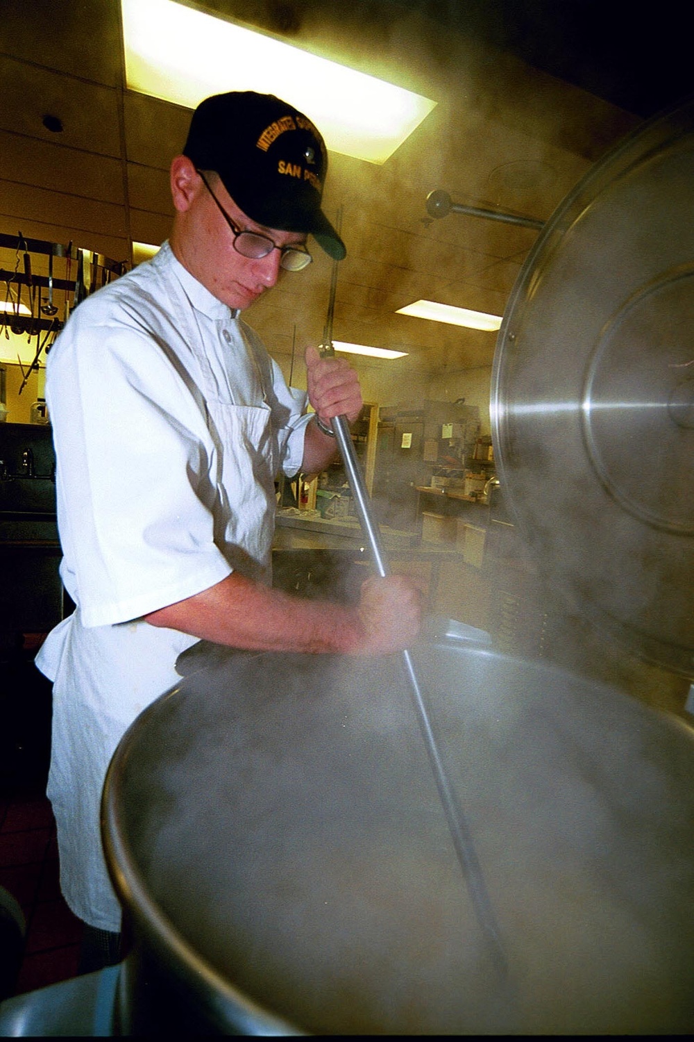 FOOD SERVICES SPECIALIST