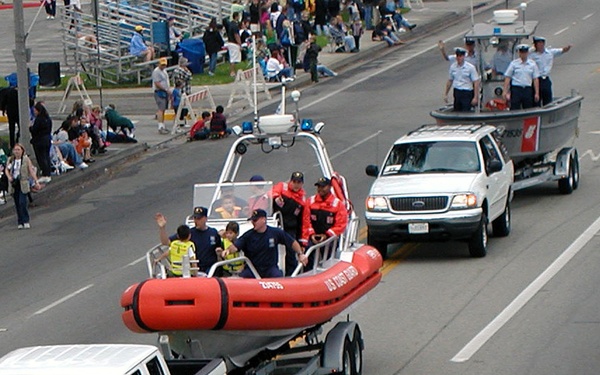 TORRANCE ARMED FORCES DAY PARADE