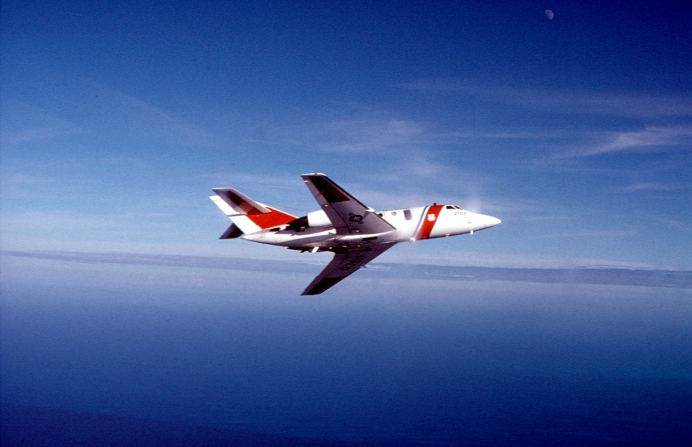 HU-25 FALCON