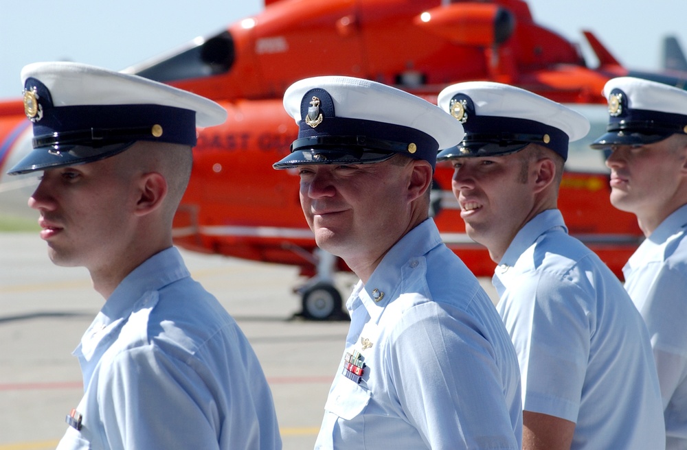 SECRETARY RIDGE UNVEILS HOMELAND SECURITY SEAL