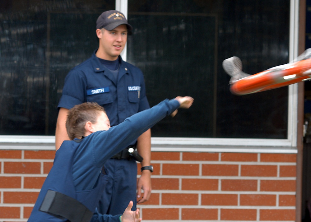 MSST 91103 VISITS SCHOOL