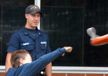 MSST 91103 VISITS SCHOOL