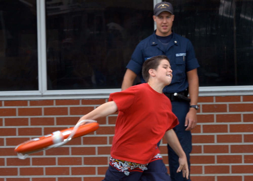 MSST 91103 VISITS SCHOOL