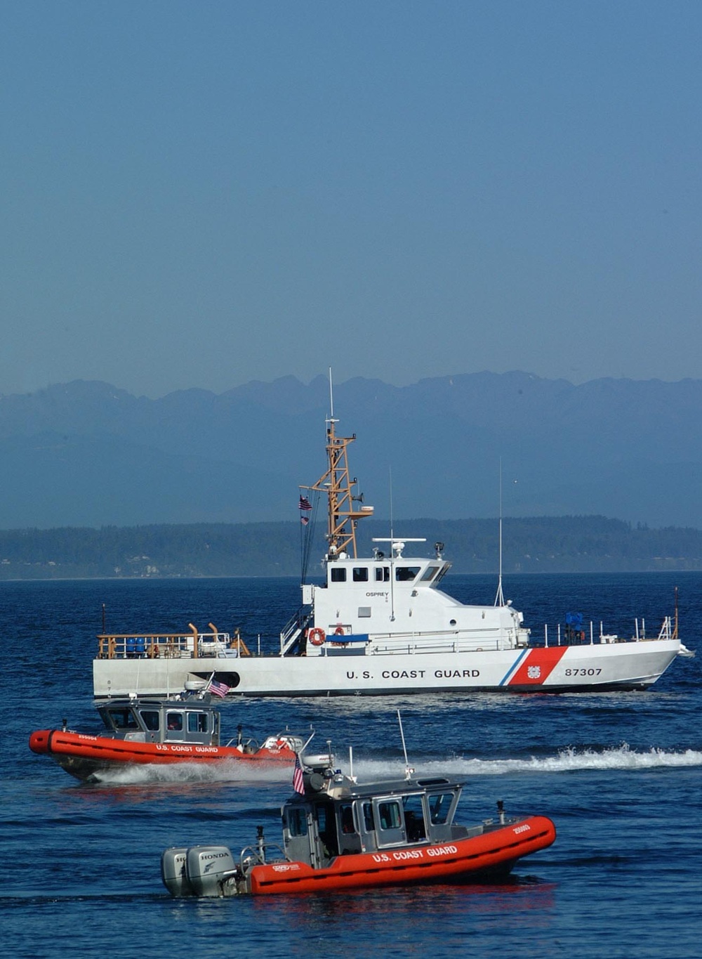 USCG ON PATROL IN PUGET SOUND, WA