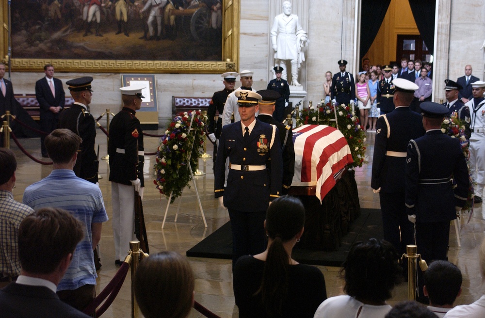 REAGAN FUNERAL VIEWING