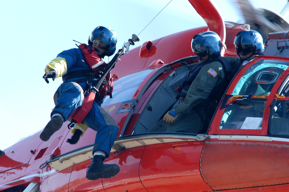 CLIFF RESCUE DRILL