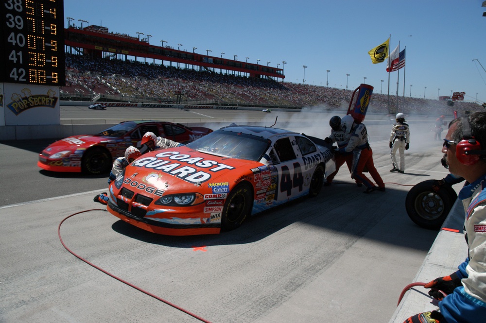 TARGET HOUSE 300 NASCAR RACE