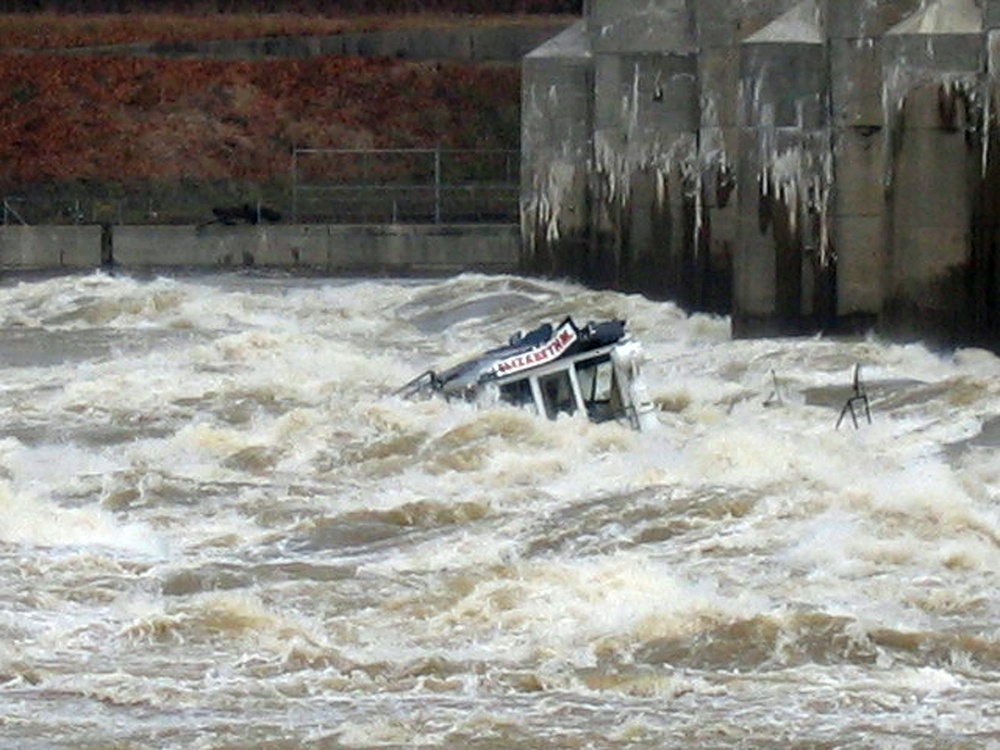 TOWBOAT ELIZABETH ANN ACCIDENT