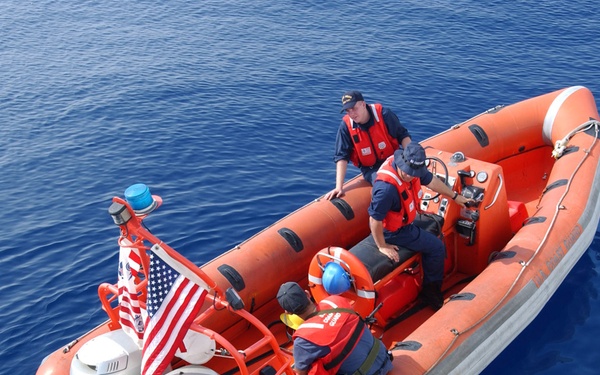 CGC BEAR VISITS ALGERIA