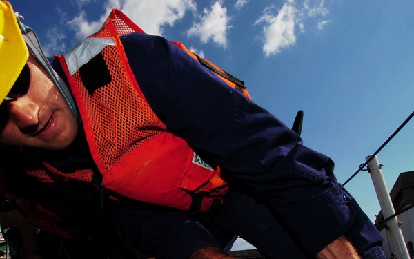 CGC BEAR VISITS TUNISIA