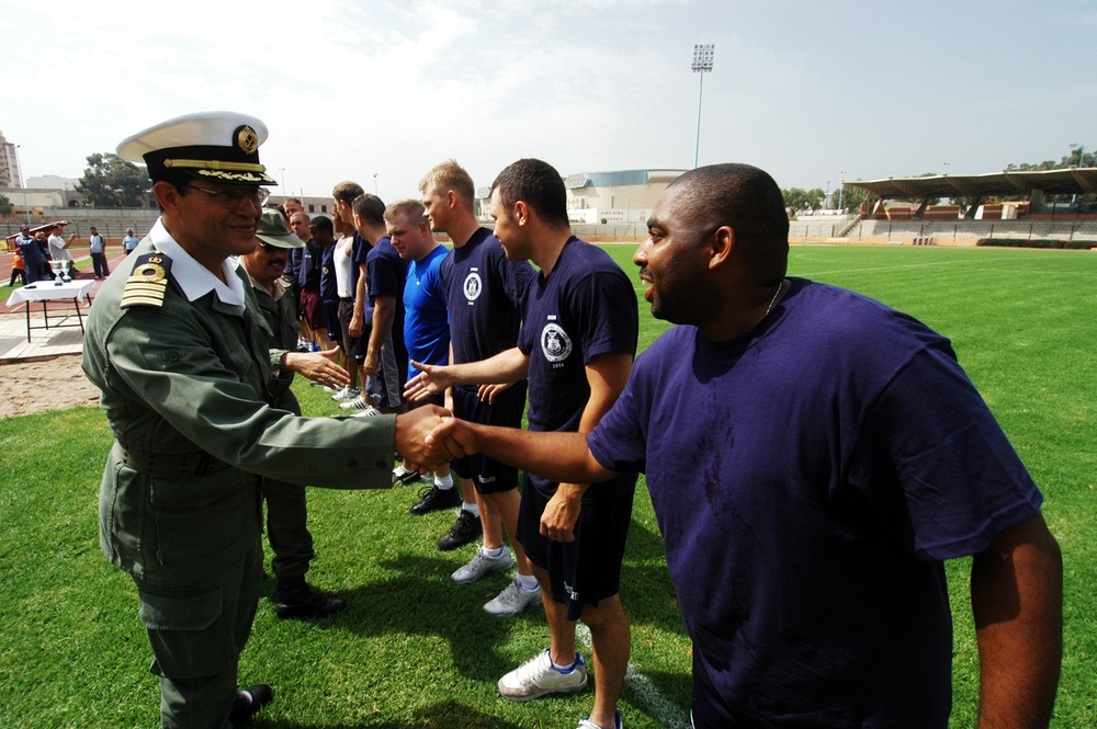 CUTTER BEAR VISITS MOROCCO