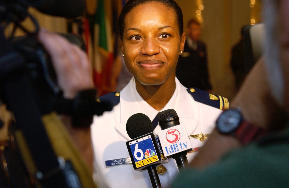 FIRST COAST GUARD AFRICAN AMERICAN FEMALE AVIATOR