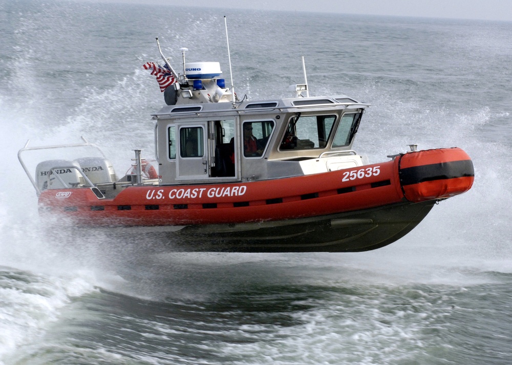 25-foot response boat