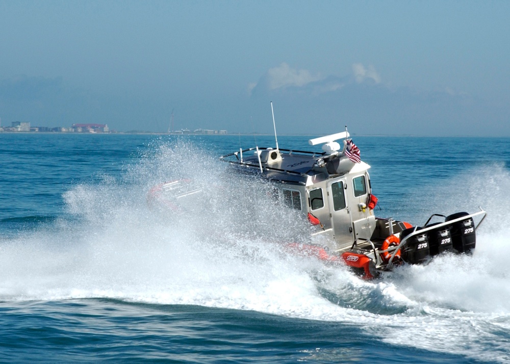 33-foot patrol boat