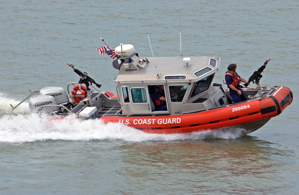 DVIDS - Images - 25-foot response boat