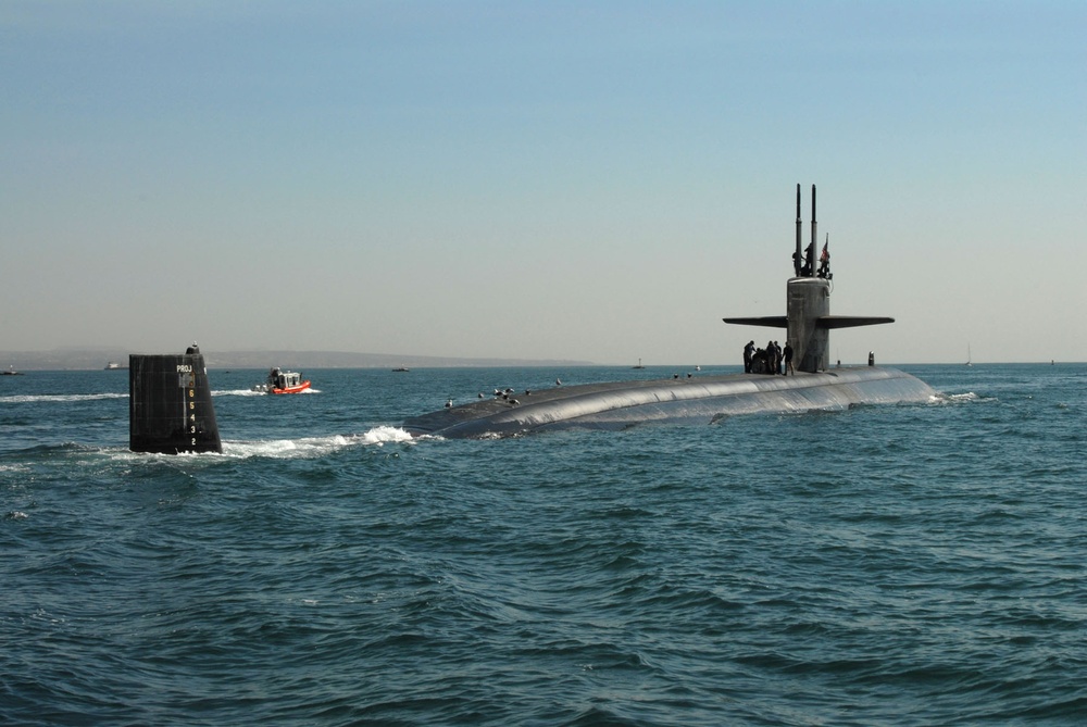 SUBMARINE, 25FT SAFE BOAT